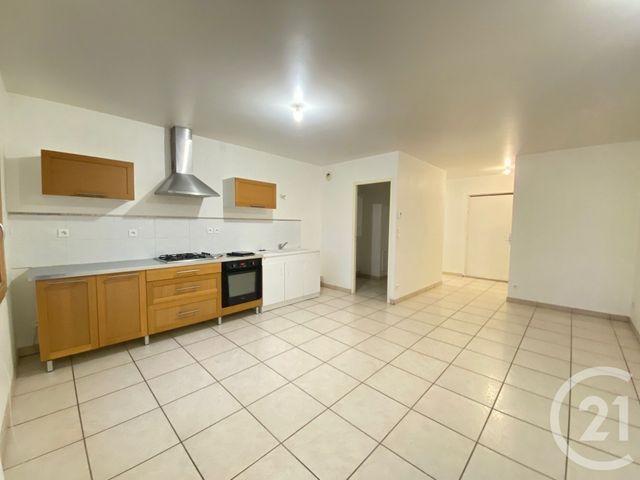 Appartement F3 à louer - 3 pièces - 79.7 m2 - ANDREZIEUX BOUTHEON - 42 - RHONE-ALPES - Century 21 Seux Immobilier