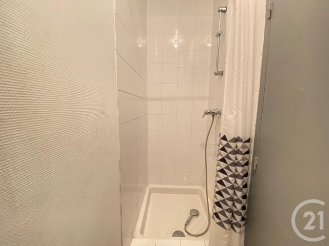 Appartement T3 à louer - 3 pièces - 35.67 m2 - ST ETIENNE - 42 - RHONE-ALPES - Century 21 Seux Immobilier