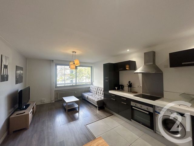 Appartement T4 à louer - 4 pièces - 74.57 m2 - ST ETIENNE - 42 - RHONE-ALPES - Century 21 Seux Immobilier