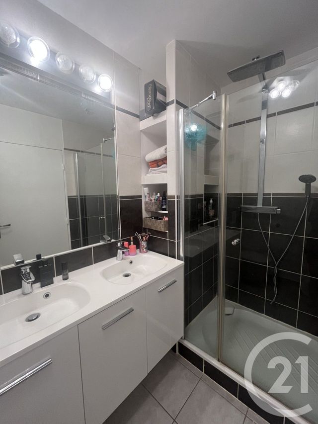 maison à louer - 4 pièces - 64.0 m2 - ST GENEST LERPT - 42 - RHONE-ALPES - Century 21 Seux Immobilier