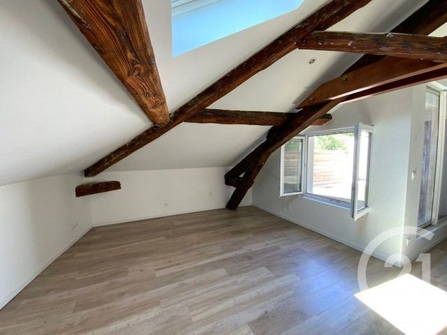Appartement T3 à louer - 3 pièces - 31.5 m2 - ST ETIENNE - 42 - RHONE-ALPES - Century 21 Seux Immobilier