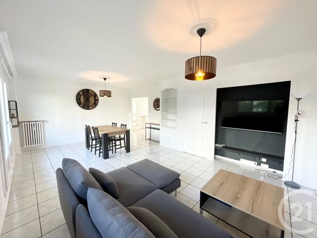 Appartement T4 à louer - 4 pièces - 75.11 m2 - ST ETIENNE - 42 - RHONE-ALPES - Century 21 Seux Immobilier