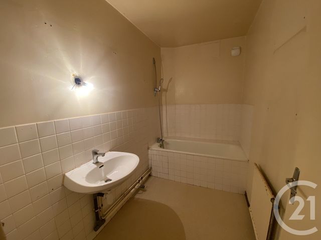 Appartement T3 à vendre - 3 pièces - 78.25 m2 - ST ETIENNE - 42 - RHONE-ALPES - Century 21 Seux Immobilier