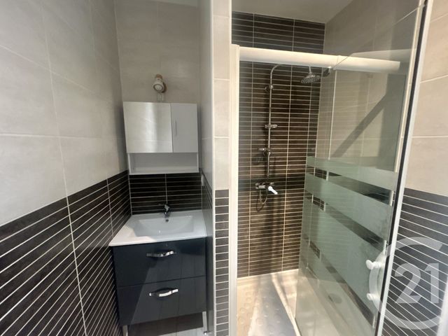 Appartement à louer - 2 pièces - 38.52 m2 - ST CHAMOND - 42 - RHONE-ALPES - Century 21 Seux Immobilier