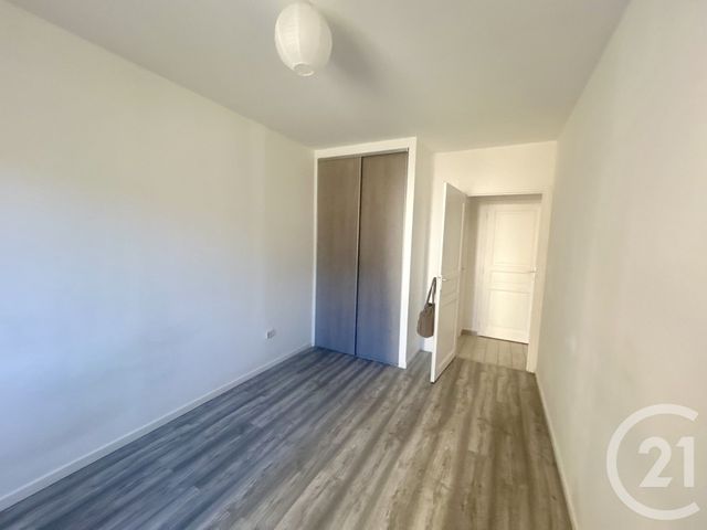 Appartement à louer - 2 pièces - 38.52 m2 - ST CHAMOND - 42 - RHONE-ALPES - Century 21 Seux Immobilier