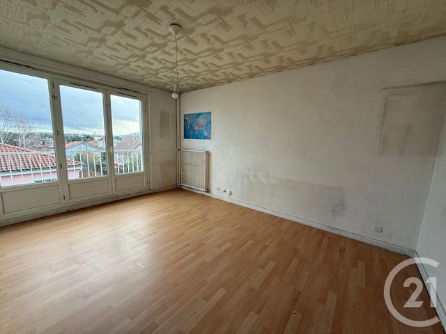 Appartement T2 à vendre - 2 pièces - 47.08 m2 - ST ETIENNE - 42 - RHONE-ALPES - Century 21 Seux Immobilier
