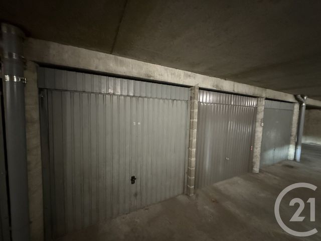 parking à louer - 15.0 m2 - ST ETIENNE - 42 - RHONE-ALPES - Century 21 Seux Immobilier