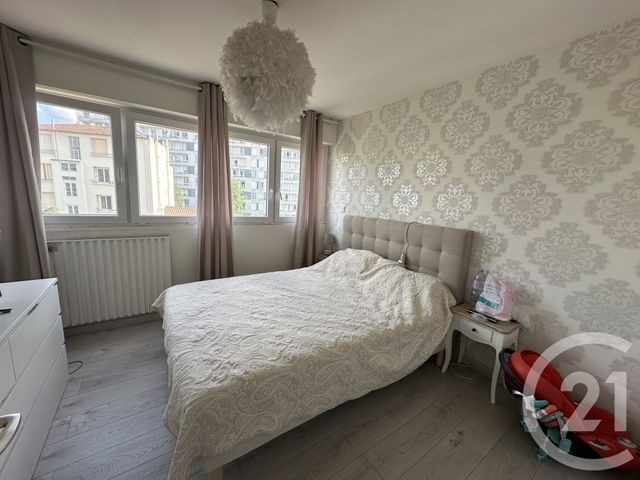 Appartement T3 à vendre - 3 pièces - 67.0 m2 - ST ETIENNE - 42 - RHONE-ALPES - Century 21 Seux Immobilier