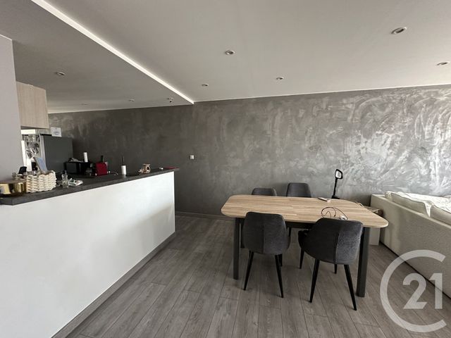 Appartement T3 à vendre - 3 pièces - 67.0 m2 - ST ETIENNE - 42 - RHONE-ALPES - Century 21 Seux Immobilier