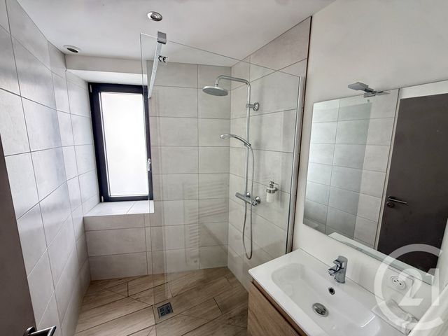 Appartement à louer - 2 pièces - 32.0 m2 - ST ETIENNE - 42 - RHONE-ALPES - Century 21 Seux Immobilier