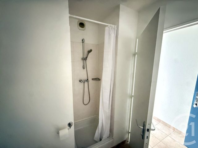 Appartement F1 à louer - 1 pièce - 19.0 m2 - ST ETIENNE - 42 - RHONE-ALPES - Century 21 Seux Immobilier