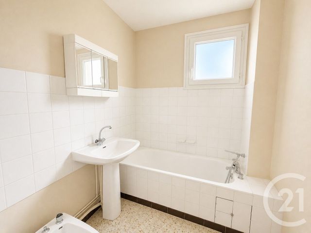 Appartement F4 à vendre - 4 pièces - 79.35 m2 - ST ETIENNE - 42 - RHONE-ALPES - Century 21 Seux Immobilier