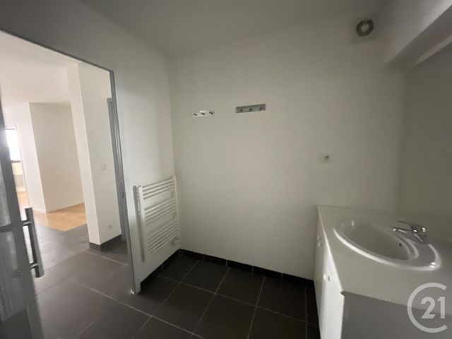 Appartement T2 à louer - 2 pièces - 42.74 m2 - ST ETIENNE - 42 - RHONE-ALPES - Century 21 Seux Immobilier