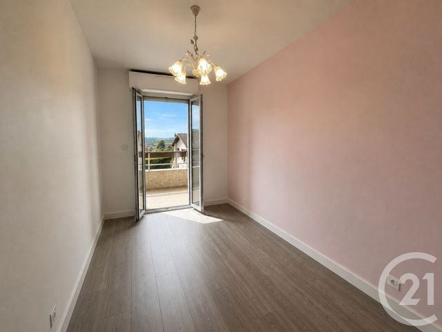 Appartement à vendre - 3 pièces - 74.25 m2 - ST PRIEST EN JAREZ - 42 - RHONE-ALPES - Century 21 Seux Immobilier