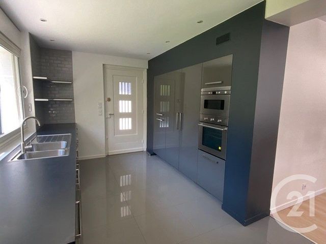 maison à louer - 6 pièces - 162.5 m2 - ST ETIENNE - 42 - RHONE-ALPES - Century 21 Seux Immobilier