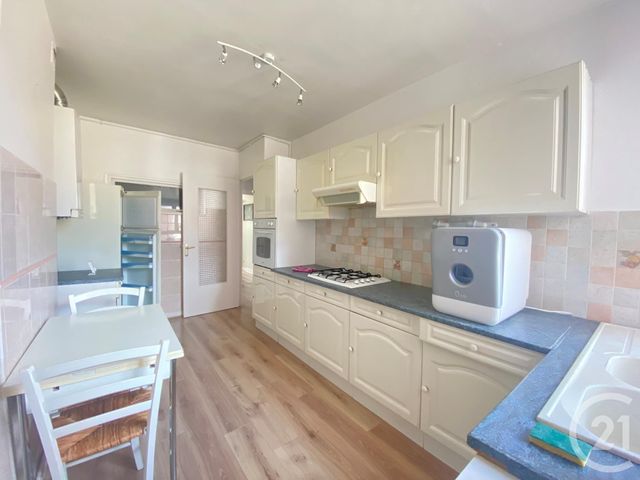 Appartement T3 à louer - 3 pièces - 77.8 m2 - ST ETIENNE - 42 - RHONE-ALPES - Century 21 Seux Immobilier