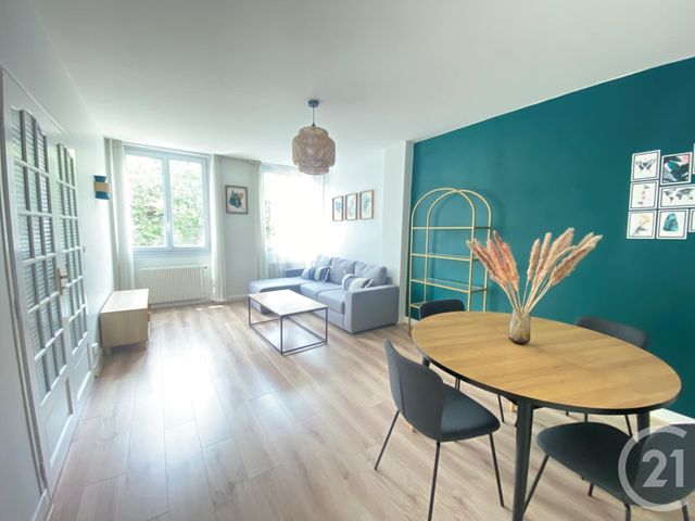 Appartement T3 à louer - 3 pièces - 77.8 m2 - ST ETIENNE - 42 - RHONE-ALPES - Century 21 Seux Immobilier