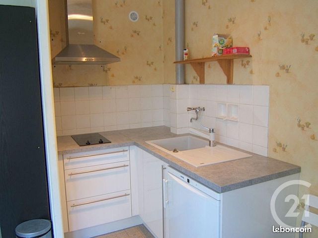 Appartement F1 à vendre - 1 pièce - 24.0 m2 - ST ETIENNE - 42 - RHONE-ALPES - Century 21 Seux Immobilier