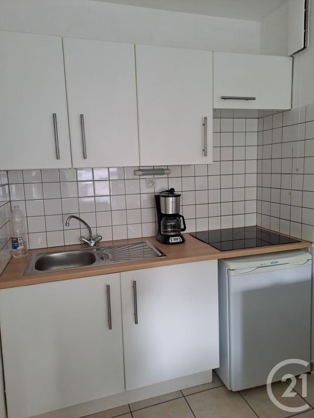 Appartement Studio à vendre - 1 pièce - 30.0 m2 - ST ETIENNE - 42 - RHONE-ALPES - Century 21 Seux Immobilier