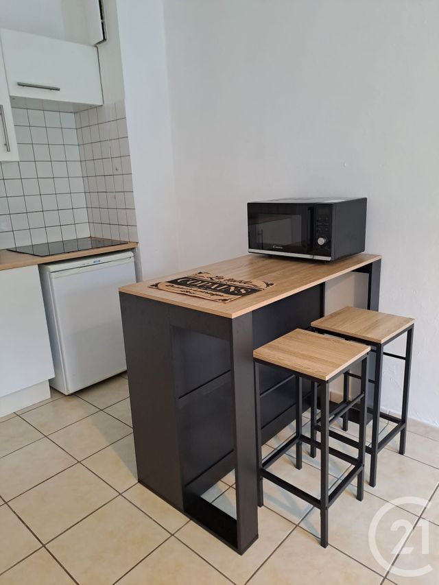 Appartement Studio à vendre - 1 pièce - 30.0 m2 - ST ETIENNE - 42 - RHONE-ALPES - Century 21 Seux Immobilier