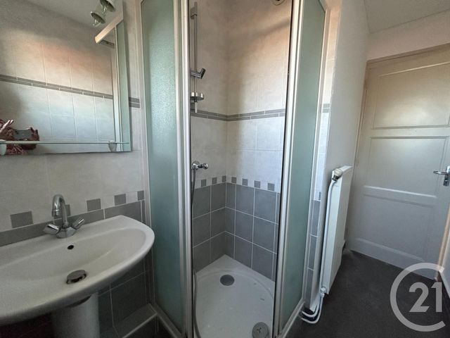Appartement T3 à louer - 3 pièces - 54.5 m2 - ST JEAN BONNEFONDS - 42 - RHONE-ALPES - Century 21 Seux Immobilier