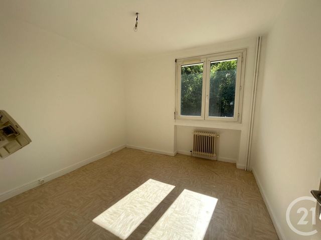 Appartement T3 à louer - 3 pièces - 54.5 m2 - ST JEAN BONNEFONDS - 42 - RHONE-ALPES - Century 21 Seux Immobilier