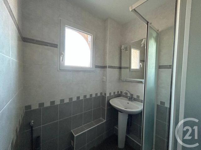 Appartement T3 à louer - 3 pièces - 54.5 m2 - ST JEAN BONNEFONDS - 42 - RHONE-ALPES - Century 21 Seux Immobilier