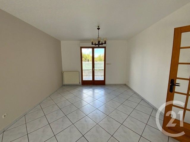 Appartement T4 à louer - 4 pièces - 104.54 m2 - ST JEAN BONNEFONDS - 42 - RHONE-ALPES - Century 21 Seux Immobilier