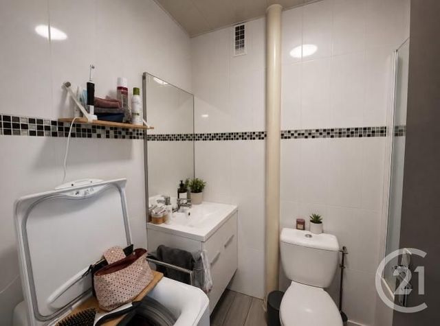 Appartement F2 à vendre - 2 pièces - 29.67 m2 - ST ETIENNE - 42 - RHONE-ALPES - Century 21 Seux Immobilier