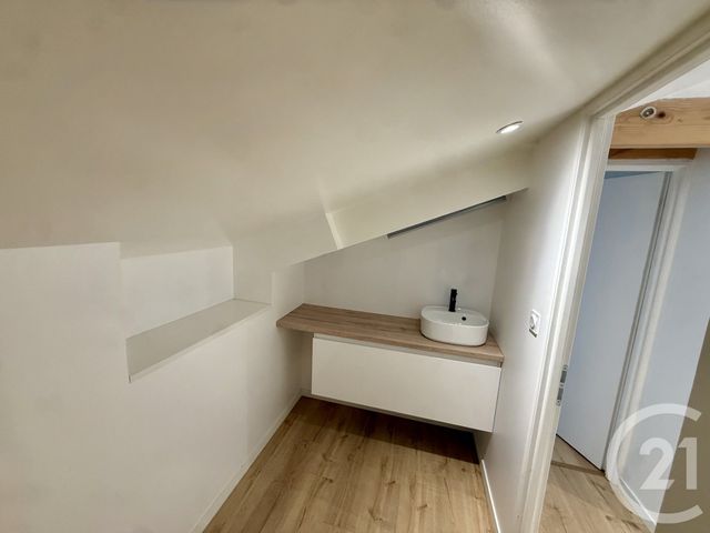 maison à louer - 3 pièces - 80.0 m2 - MARLHES - 42 - RHONE-ALPES - Century 21 Seux Immobilier