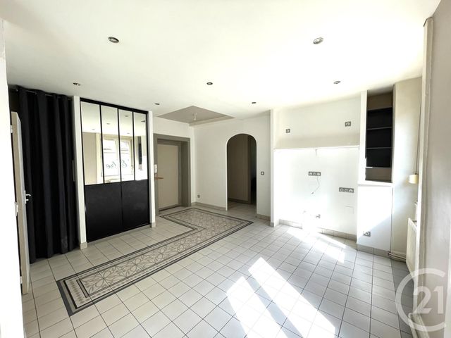 Appartement F3 à louer - 3 pièces - 51.0 m2 - ST ETIENNE - 42 - RHONE-ALPES - Century 21 Seux Immobilier