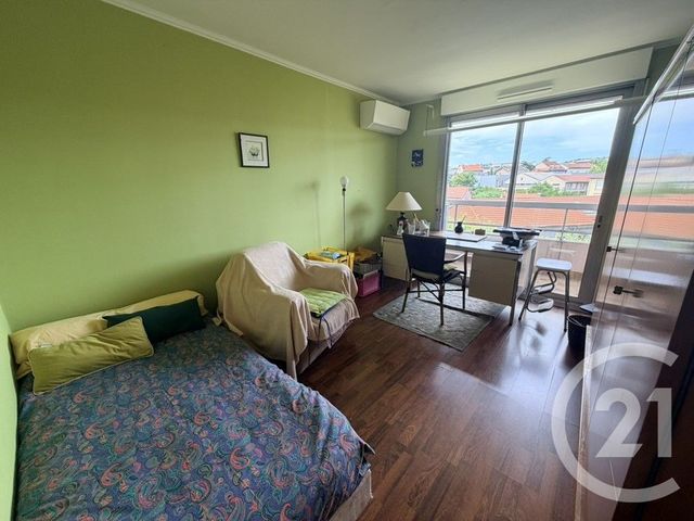 Appartement à vendre - 5 pièces - 112.0 m2 - ST CHAMOND - 42 - RHONE-ALPES - Century 21 Seux Immobilier