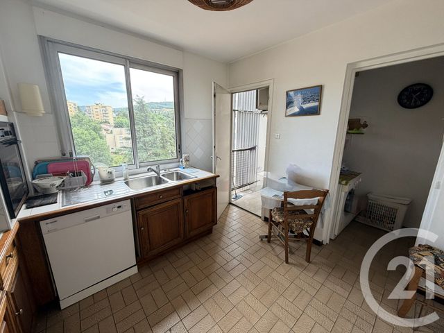 Appartement à vendre - 5 pièces - 112.0 m2 - ST CHAMOND - 42 - RHONE-ALPES - Century 21 Seux Immobilier