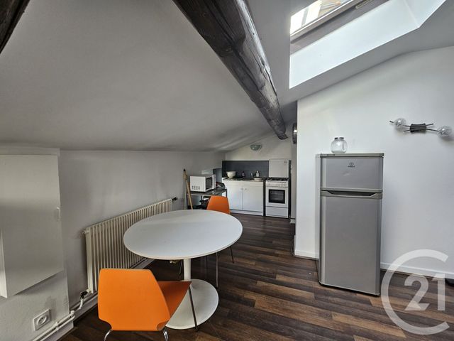 Appartement T2 à louer - 2 pièces - 37.0 m2 - ST ETIENNE - 42 - RHONE-ALPES - Century 21 Seux Immobilier