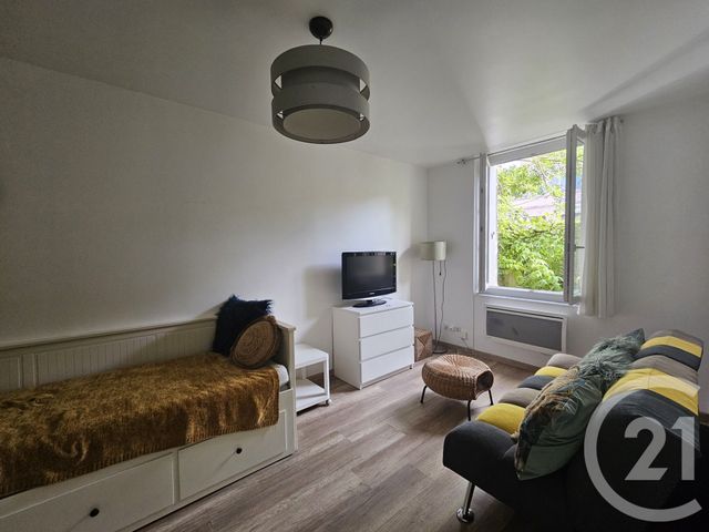 Appartement Studio à louer - 1 pièce - 27.82 m2 - ST ETIENNE - 42 - RHONE-ALPES - Century 21 Seux Immobilier