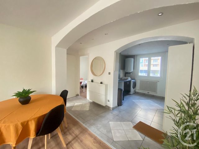 Appartement T4 à louer - 4 pièces - 63.05 m2 - ST ETIENNE - 42 - RHONE-ALPES - Century 21 Seux Immobilier