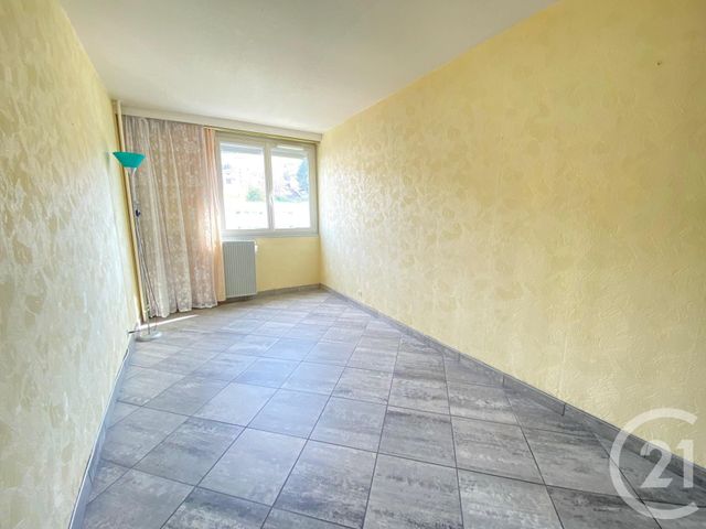 Appartement T4 à louer - 4 pièces - 77.29 m2 - ST ETIENNE - 42 - RHONE-ALPES - Century 21 Seux Immobilier