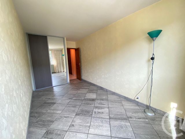 Appartement T4 à louer - 4 pièces - 77.29 m2 - ST ETIENNE - 42 - RHONE-ALPES - Century 21 Seux Immobilier