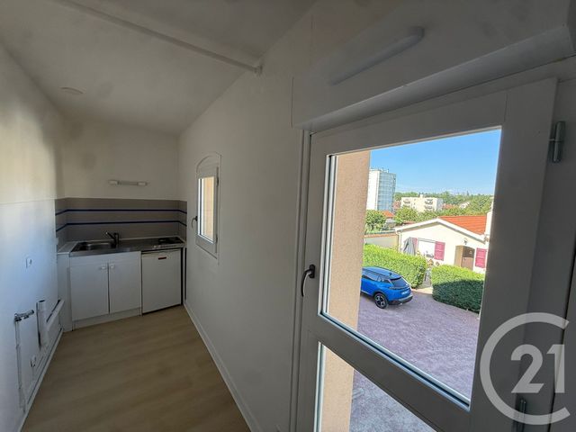Appartement Duplex à louer - 2 pièces - 38.4 m2 - FEURS - 42 - RHONE-ALPES - Century 21 Seux Immobilier