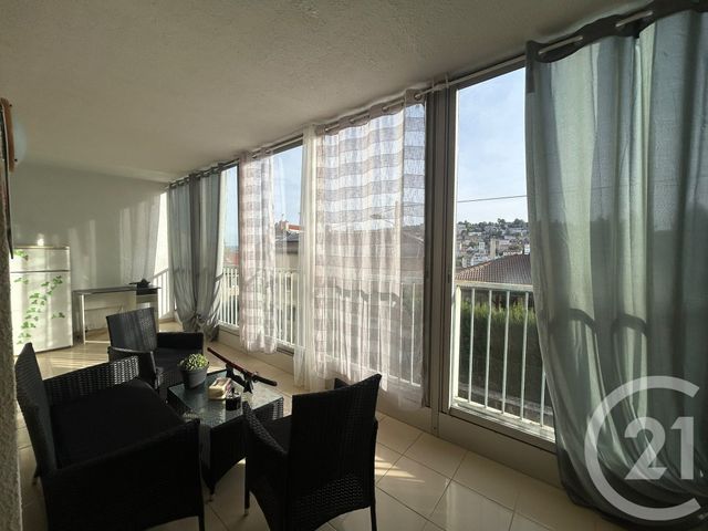 Appartement T4 à vendre - 4 pièces - 83.58 m2 - ST ETIENNE - 42 - RHONE-ALPES - Century 21 Seux Immobilier