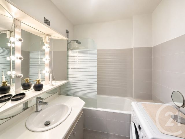Appartement T4 à vendre - 4 pièces - 83.58 m2 - ST ETIENNE - 42 - RHONE-ALPES - Century 21 Seux Immobilier