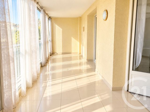 Appartement T4 à vendre - 4 pièces - 83.58 m2 - ST ETIENNE - 42 - RHONE-ALPES - Century 21 Seux Immobilier
