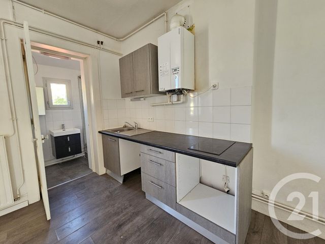Appartement T3 à louer - 3 pièces - 47.05 m2 - ST ETIENNE - 42 - RHONE-ALPES - Century 21 Seux Immobilier