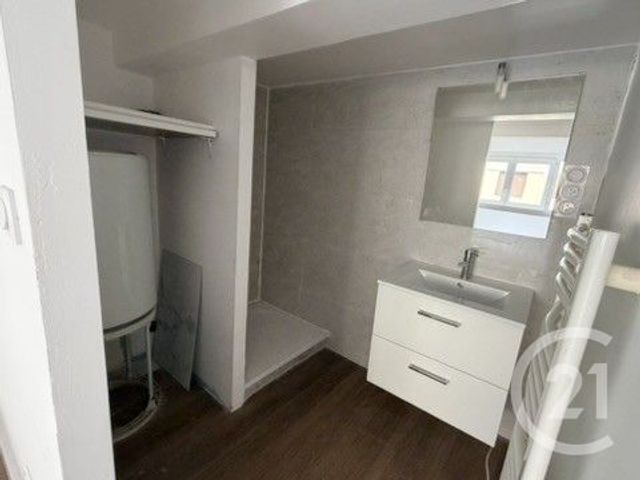 Appartement à vendre - 2 pièces - 28.0 m2 - ST ETIENNE - 42 - RHONE-ALPES - Century 21 Seux Immobilier