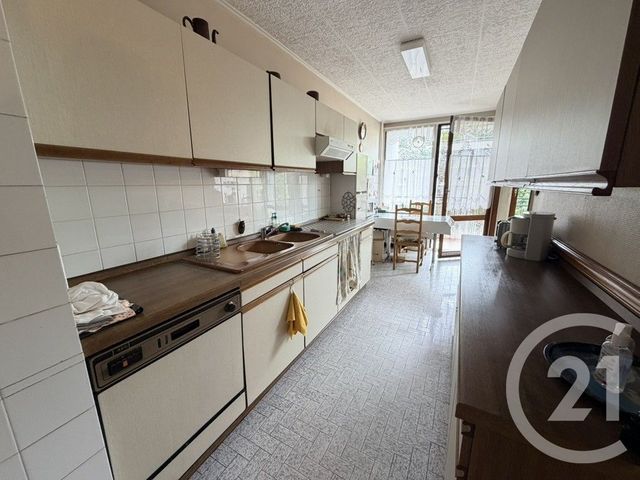 Appartement T3 à vendre - 3 pièces - 66.35 m2 - ST CHAMOND - 42 - RHONE-ALPES - Century 21 Seux Immobilier