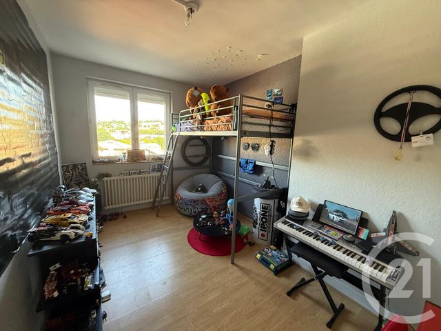 Appartement T5 à louer - 5 pièces - 85.0 m2 - ST GENEST MALIFAUX - 42 - RHONE-ALPES - Century 21 Seux Immobilier