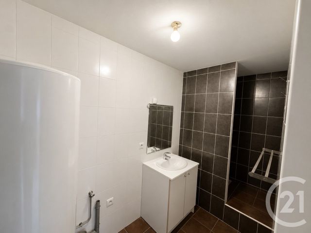 Appartement F3 à louer - 3 pièces - 48.8 m2 - ST ETIENNE - 42 - RHONE-ALPES - Century 21 Seux Immobilier