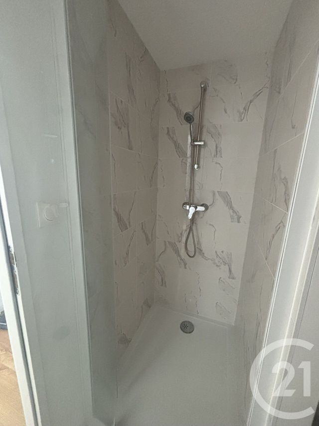 Appartement F1 à louer - 1 pièce - 17.79 m2 - ST ETIENNE - 42 - RHONE-ALPES - Century 21 Seux Immobilier