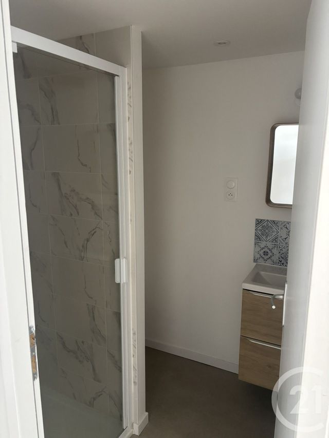 Appartement F1 à louer - 1 pièce - 17.79 m2 - ST ETIENNE - 42 - RHONE-ALPES - Century 21 Seux Immobilier