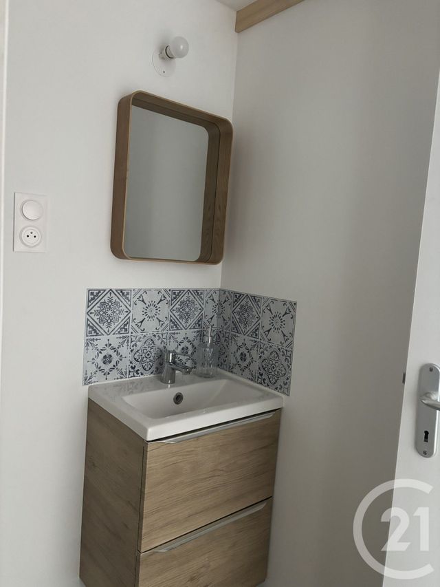 Appartement F1 à louer - 1 pièce - 17.79 m2 - ST ETIENNE - 42 - RHONE-ALPES - Century 21 Seux Immobilier